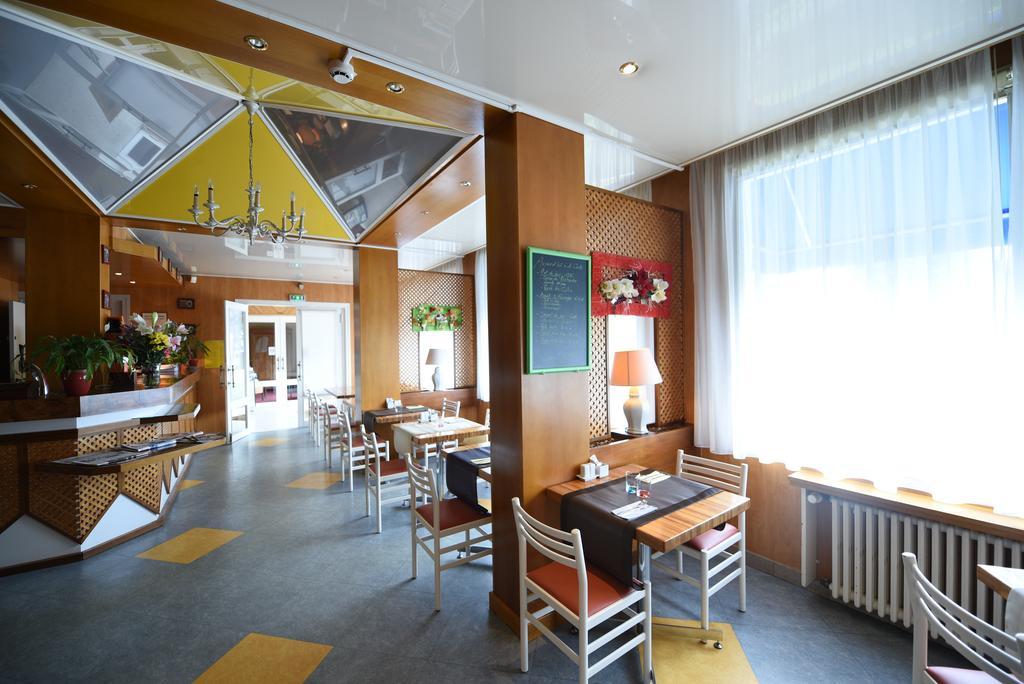 Hotel Continental Vierzon Εξωτερικό φωτογραφία